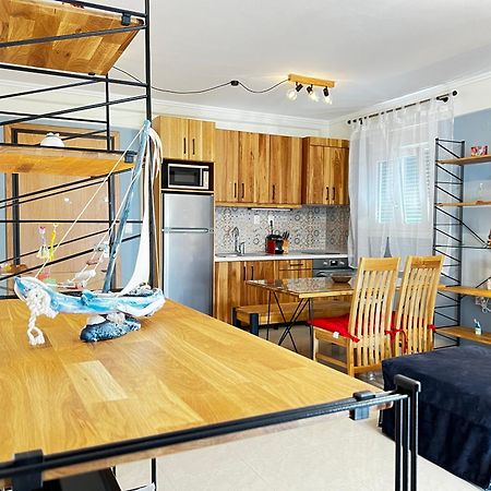 Steel & Oak Vintage Apartments Кавала Екстериор снимка