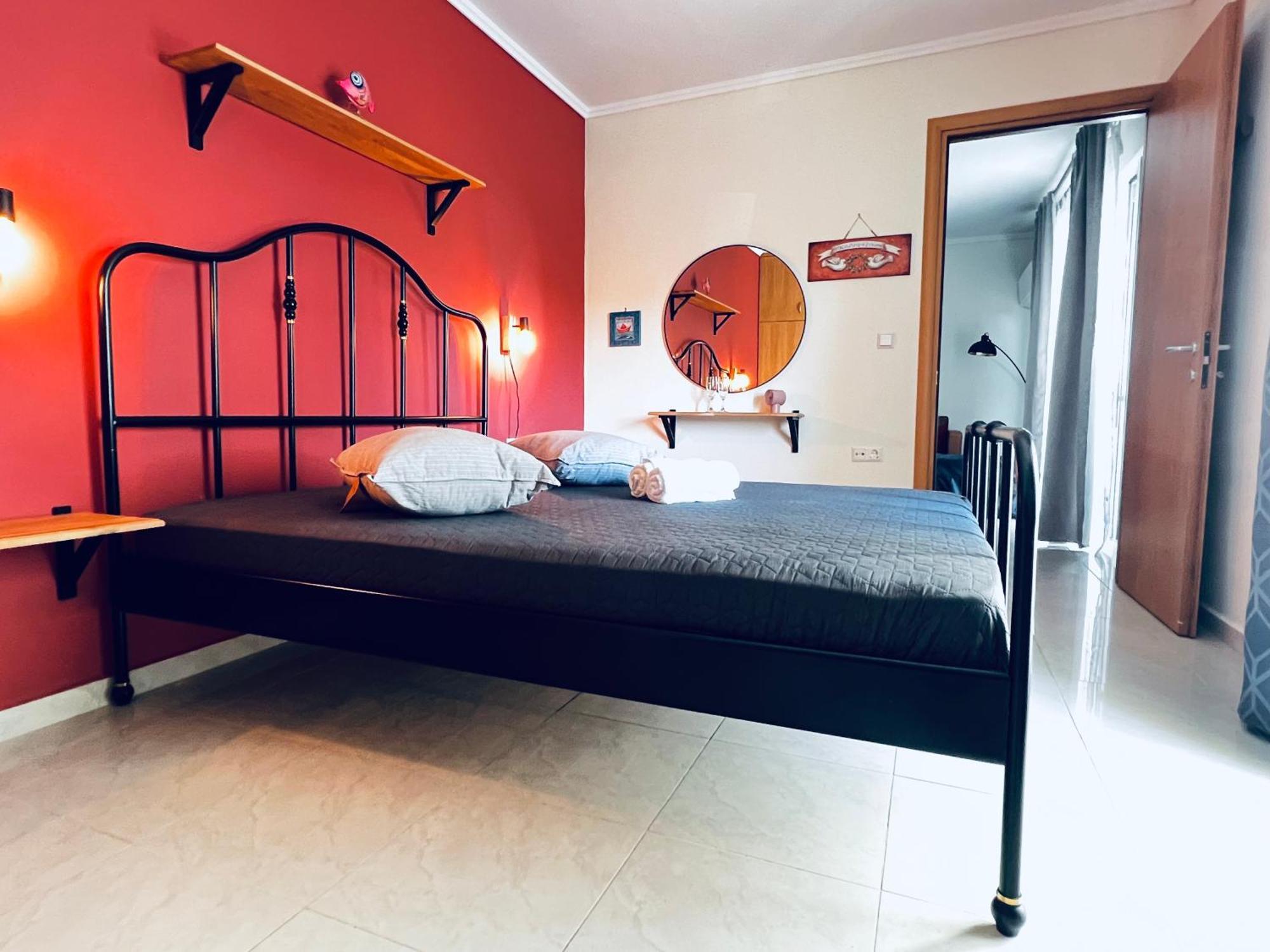 Steel & Oak Vintage Apartments Кавала Екстериор снимка
